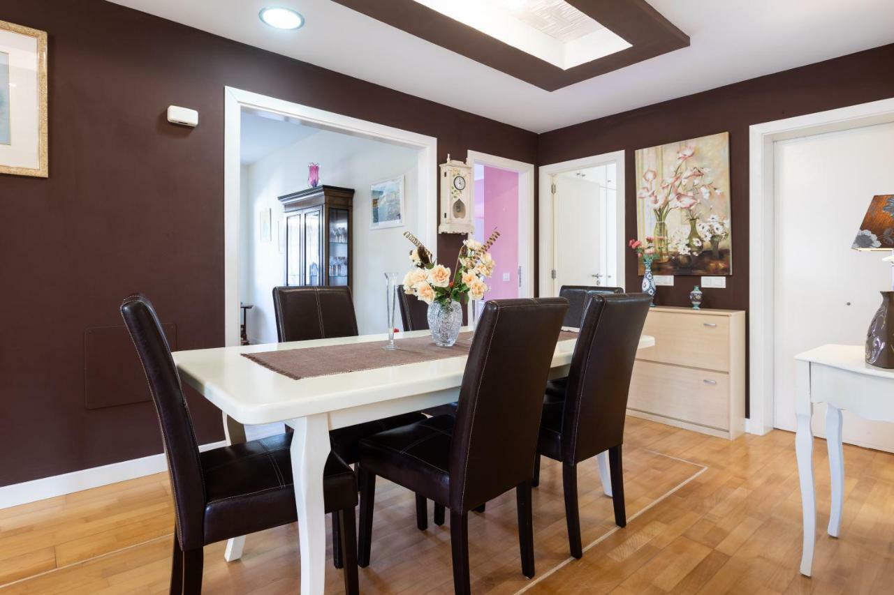Dorina - Vivienda Vacacional Con Piscina Privada ลาโอโรตาวา ภายนอก รูปภาพ