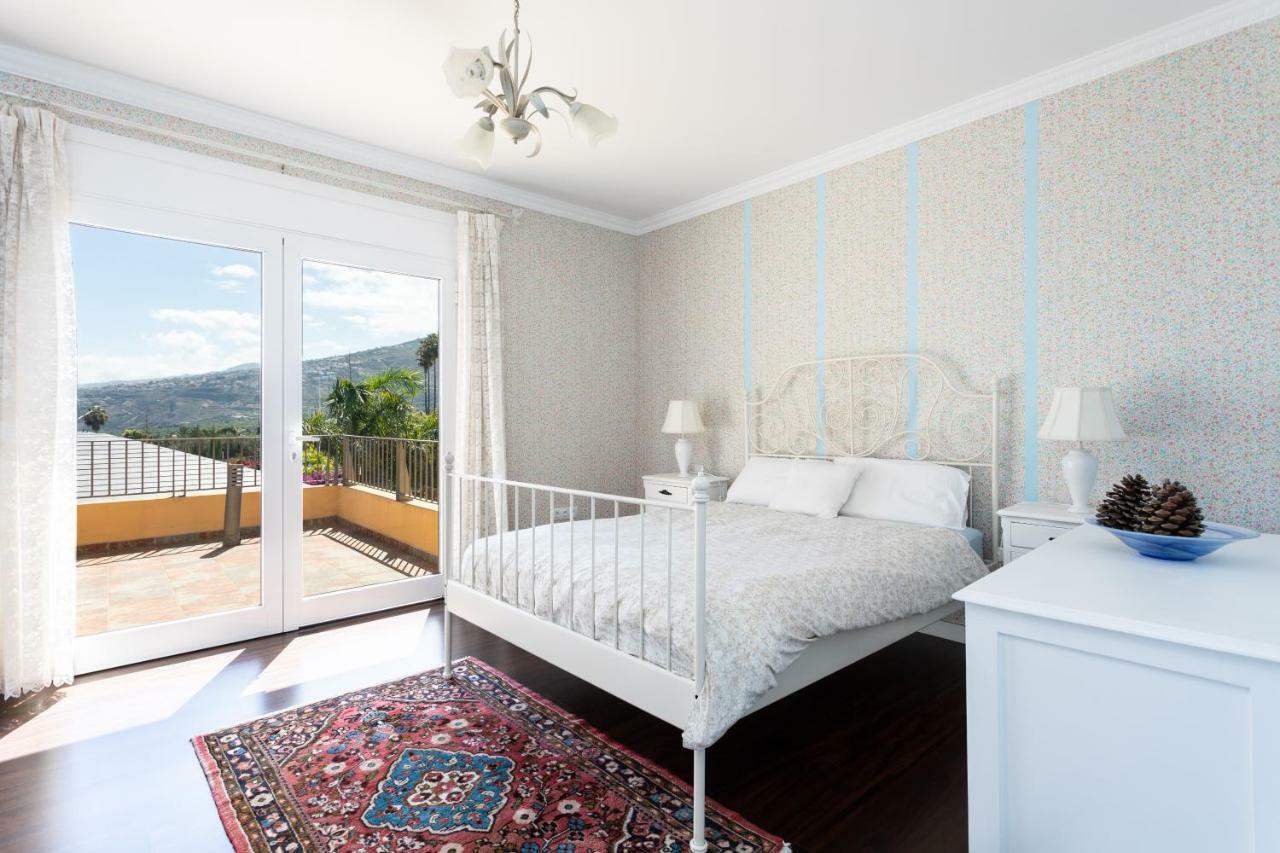 Dorina - Vivienda Vacacional Con Piscina Privada ลาโอโรตาวา ภายนอก รูปภาพ