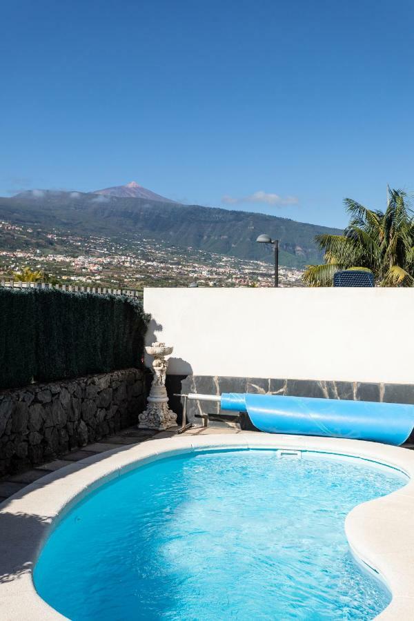 Dorina - Vivienda Vacacional Con Piscina Privada ลาโอโรตาวา ภายนอก รูปภาพ